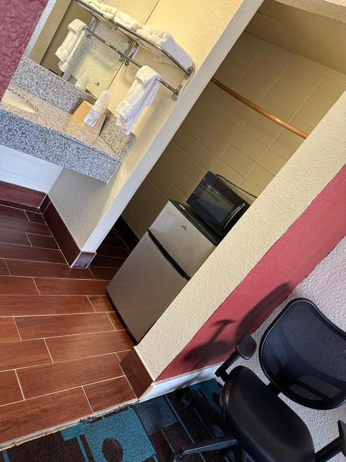 Travel Inn Lackland Sea World San Antonio Buitenkant foto